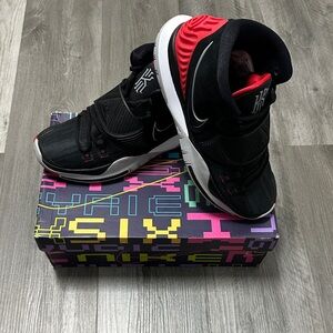 Men’s Nike Kyrie 6 "Bred" basketball shoes. Men’s Sz 9